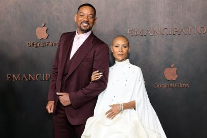 Will Smith and Jada Pinkett Pose for Easter Sunday Family Selfie