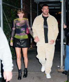 Taylor Swift and Travis Kelce Pack on the PDA During Bahamas Vacation