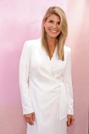 Lori Loughlin Opens Up About Life, Moving on and the Secret to Happiness