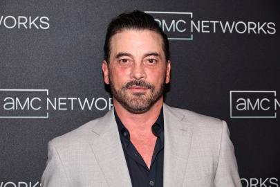 Skeet Ulrich Recalls Reunion With His Father After He Kidnapped Him