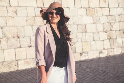 15 Best Blazers for Larger Busts That Will Flatter Your Figure