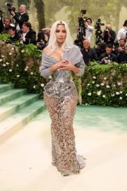 Kim Kardashian Wears Eerily Tiny Corset for Ice Queen Met Gala Look