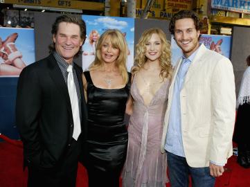 Goldie Hawn Explains Why Daughter Kate Thinks Oliver Is 'Favorite' Child