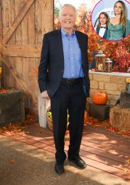 Jon Voight ‘Proud’ of Angelina Jolie, Granddaughter Vivienne, Amid Tony Win