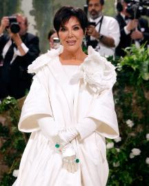 Kris Jenner Breaks Down Over Having Her Ovaries Removed Post-Tumor