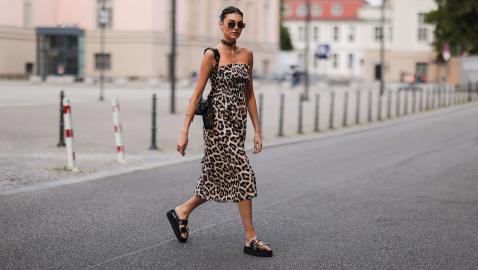 9 Chic Strapless Dresses For Larger Busts That Actually Stay Up
