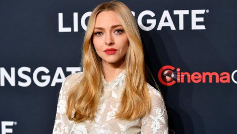 Amanda Seyfried's Go-To Retinol Doesn't Aggravate Sensitive Skin