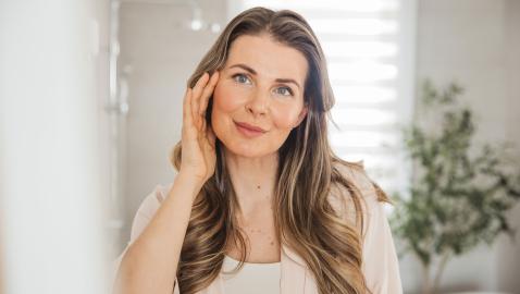 Shoppers Say This Wrinkle Cream Is the Key to 'Aging Backwards'