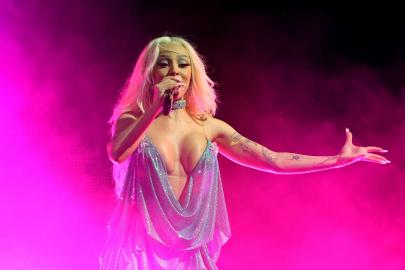Doja Cat Addresses Plastic Surgery Mishap After Red Carpet Photos