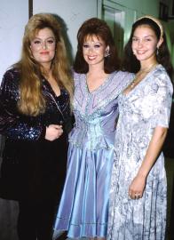 Wynonna and Ashley Judd Remember Mom Naomi in New Doc: Biggest Revelations