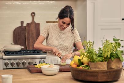 7 Hot Stores in Food: Meghan Markle Cooking Show, Celeb Chef Secrets