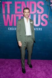 Ryan Reynolds Ignores Question About His Friendship With Travis Kelce