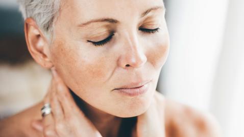 The Retinol Capsules Amazon Shoppers Are 'Obsessed' With for Reducing Wrinkles Are on Sale
