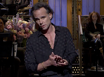 Walton Goggins Has ‘White Lotus’ Costar Reunion on ‘Saturday Night Live’