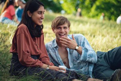 5 Must-Watch Netflix Shows That Are Perfect to Stream in the Summer