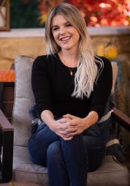 Ali Fedotowsky Lost Her Tooth Mid-Dinner 