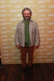 Michael Sheen Addresses Claims He's 'Multimillionaire': I'm 'Juggling Debt'