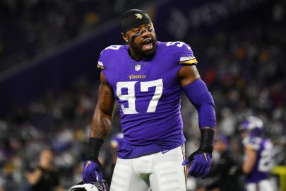 NFL's Everson Griffen Removed From Delta Flight for 'Unruly Behavior': Report