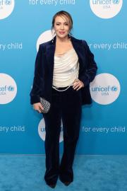 Alyssa Milano Says She’s ‘Heartbroken’ Over Julian McMahon’s Death