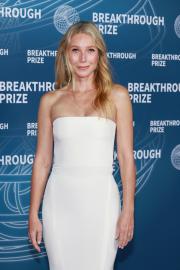 Chris Martin’s Ex Gwyneth Paltrow Teams up With Astronomer Amid Scandal