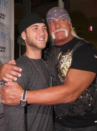 Nick Hogan Attends WWE 'Raw' Tribute to Late Father Hulk Hogan