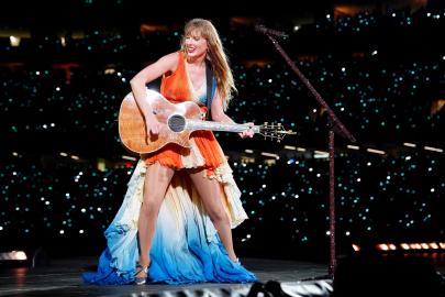 Taylor Swift Releases New Countdown After Announcing ‘The Life of a Showgirl’