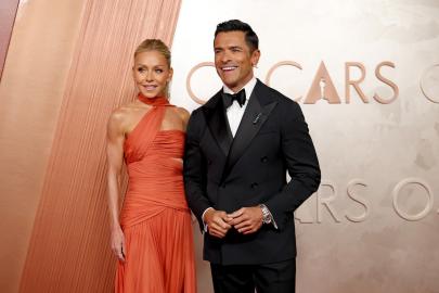 Kelly Ripa Absent From 'Live' After Husband Mark Consuelos' Break