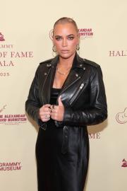 Teddi Mellencamp Thinks Cancer Is 'Payback' for Affair With Horse Trainer