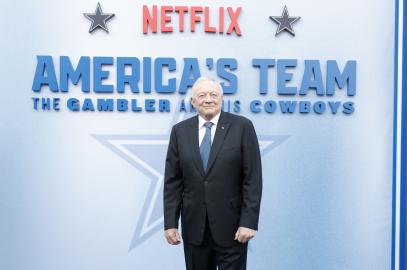 Cowboys Owner Jerry Jones Says ‘Experimental Drug’ Saved His Life