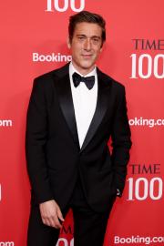 Burning Questions About ABC News’ David Muir Answered: Personal Life, More