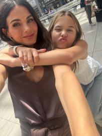 Jenna Dewan Dances With Daughter Everly, 12, as She Guest Cohosts 'Live’