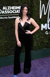 PLL's Sasha Pieterse Details Body Dysmorphia Battle After 70-Lb Weight Gain