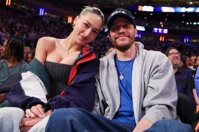 7 Captivating Celebrity Couple Journeys in 2025