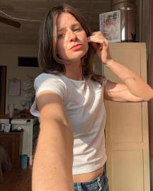 Wellness Influencer Opens Up About 'Soul-Killing' Eating Disorder