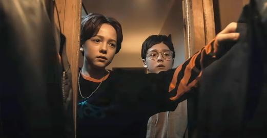 Think 'Weapons' Is Unhinged? Then Watch This Scary AF Movie on Hulu Right Now