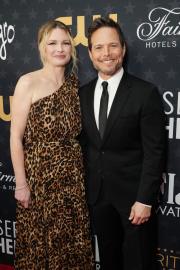 Scott Wolf's Wife Kelley Charged With Violating Protective Order Over Son
