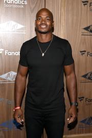 Adrian Peterson Arrested for DWI and 'Unlawful' Weapon Carrying Adrian Peterson Arrested for DWI and 'Unlawful' Weapon Carrying
