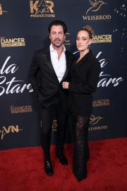 Peta Murgatroyd Addresses Husband Maks Chmerkovskiy’s Harsh ‘DWTS’ Critiques