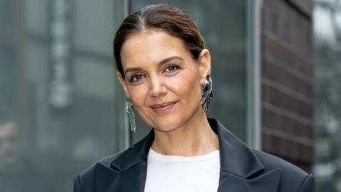 Katie Holmes Wears the Sneakers Shoppers Call 'Most Comfortable Shoes I've Owned'